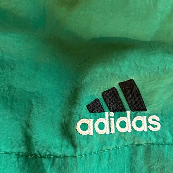 VTg 90s Adidas Shorts Size XL Green Nylon Gorpcore Logo Embroidered Y2K 17619 - Picture 4 of 9